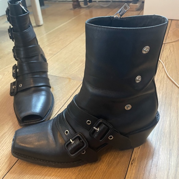 Burberry Moto Boot - Picture 3 of 12